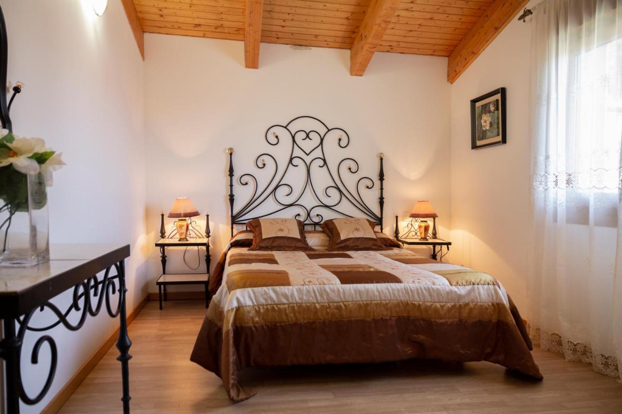 Casa Rural Mirador De Pinares ซานเลโอนาร์โด เด ยาเกว ภายนอก รูปภาพ