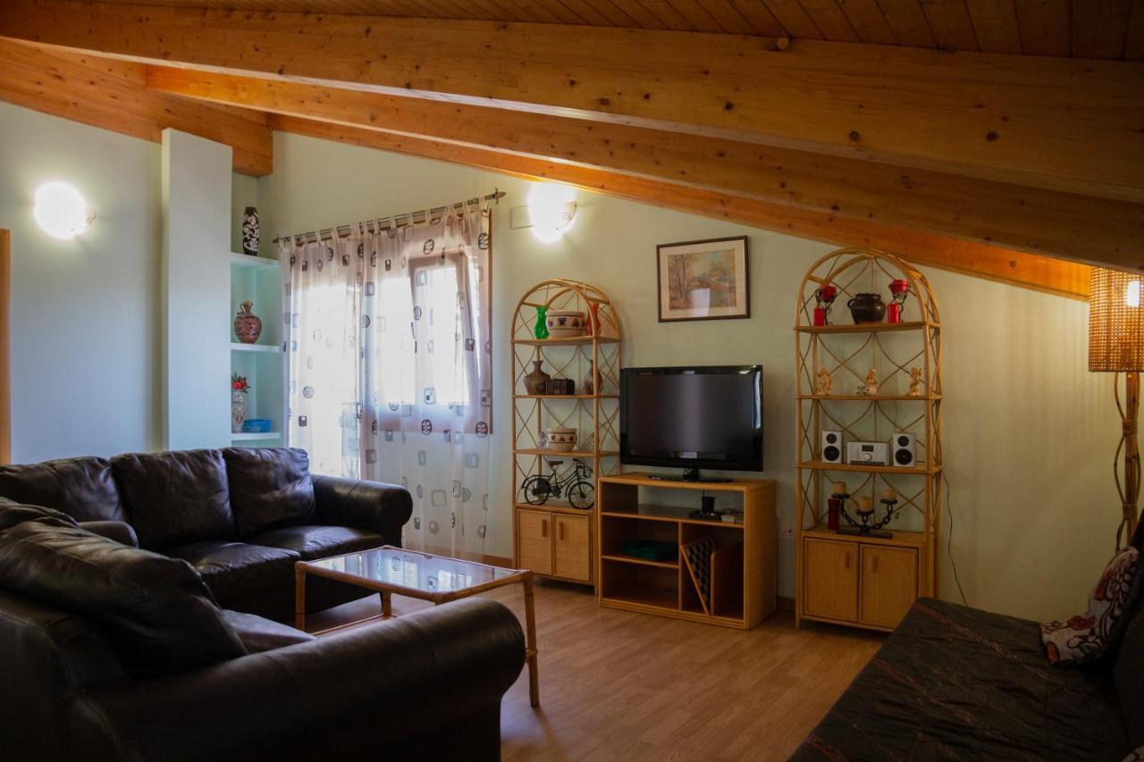 Casa Rural Mirador De Pinares ซานเลโอนาร์โด เด ยาเกว ภายนอก รูปภาพ